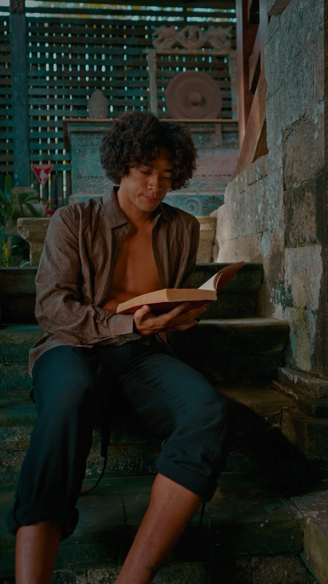 Veyra Shirt – Charcoal Silk Embroidery Shirt